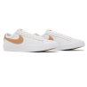 NIKE SB SHOES BLAZER LOW - WHITE COGNAC