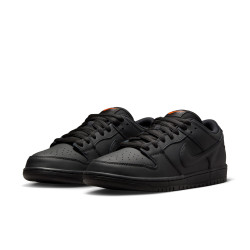 NIKE SB SHOES DUNK LOW - BLACK BLACK BLACK