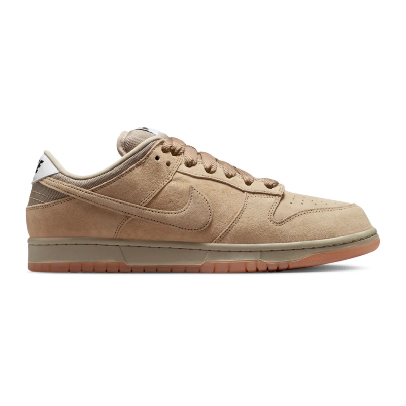 NIKE SB SHOES DUNK LOW - PARACHUTE BEIGE