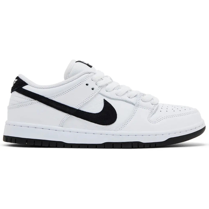 NIKE SB SHOES DUNK LOW - WHITE BLACK