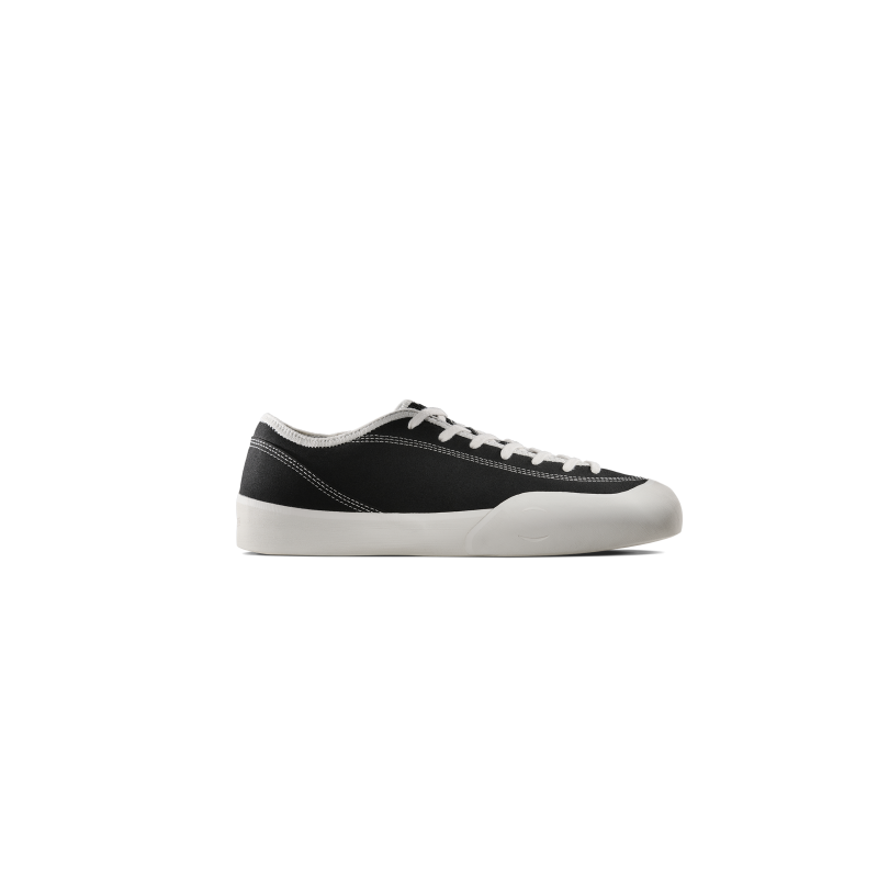 VILLAGE SHOES 1.30PM - BLACK WHISPER WHITE